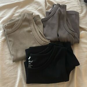 J.O & Co tank tops M/L
